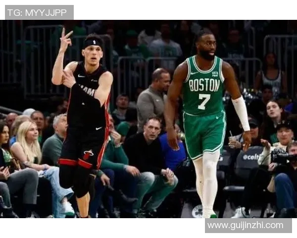 热火与凯尔特人首战激烈对决球迷期待精彩瞬间与战术较量 热火与凯尔特人首战激烈对决球迷期待精彩瞬间与战术较量