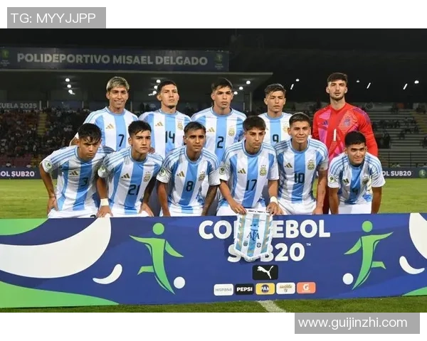 阿根廷青年人迎战萨斯菲尔德争夺胜利的激烈对决分析