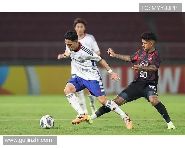 亚冠杯激战武里南对决北京中赫国安争夺小组出线权的关键之战